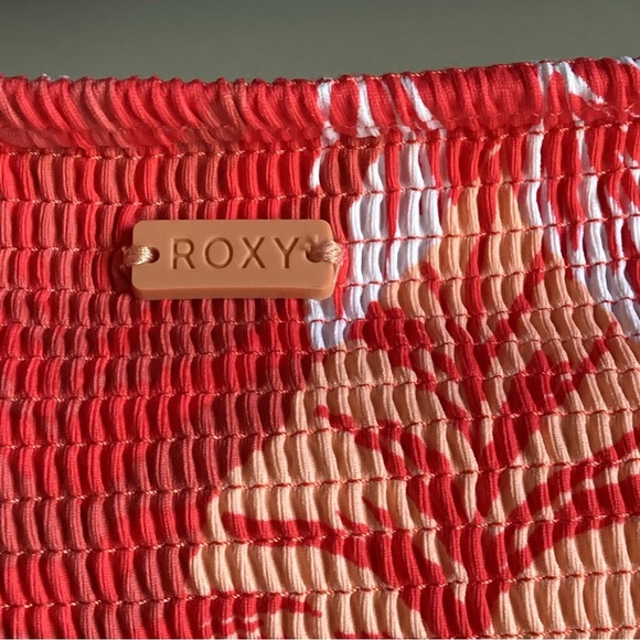 ROXY NWT SEASIDE TROPICS Side Tie
Bikini Bottom SIZE XL red - Picture 8 of 11